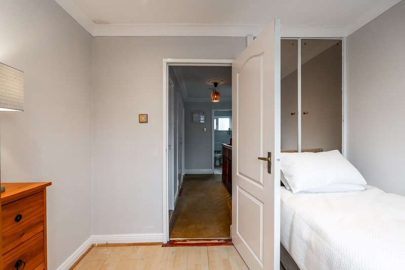 Photo of Broadford Hill, D16 P866