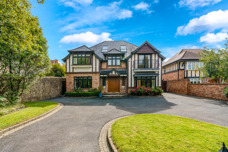 Detached House for Rent in Dalkey Aisling, Saval Park Road Sherry