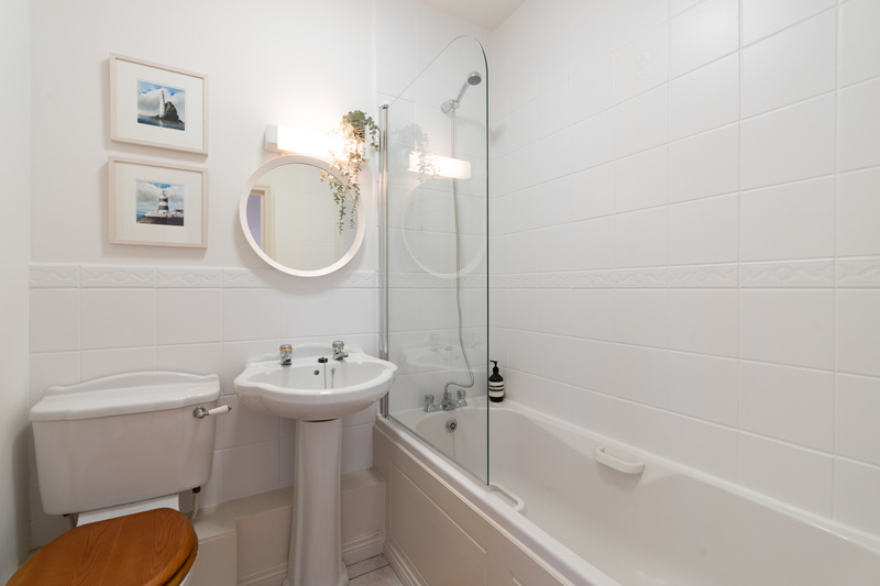 Apartment for Rent in Donnybrook Apartment 75, Eglington Sherry