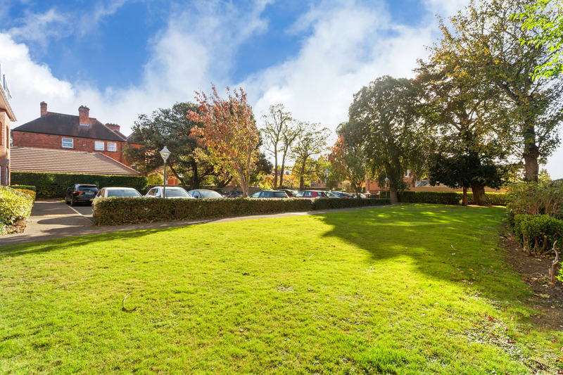 Photo of St James, Hollybrook Road, Clontarf, D03 R660