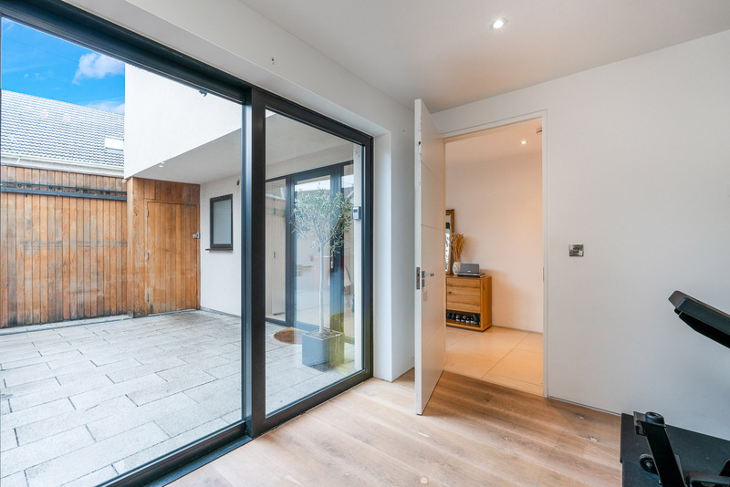 Photo of Grosvenor Lane, Rathmines, Dublin 6, D06 FE03