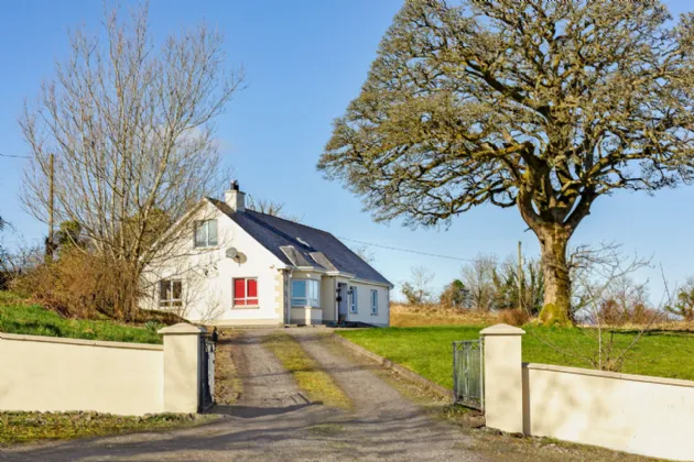 Photo of Carrickbanagher, Drumfin, Co. Sligo, F52X957