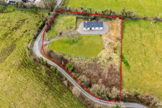 Photo of Carrickbanagher, Drumfin, Co. Sligo, F52X957