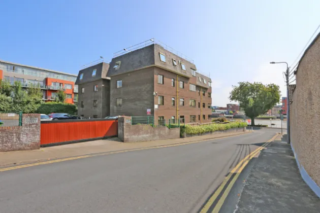 Photo of 10 Strand Court, O' Callaghan Strand, Limerick, V94N220