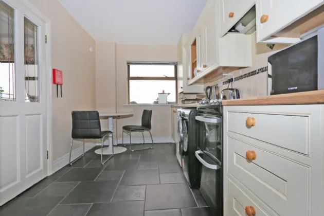 Photo of 10 Strand Court, O' Callaghan Strand, Limerick, V94N220