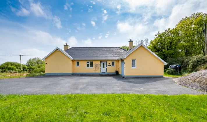 Photo of Tigh an tSagairt, Caherdaniel, Co. Kerry, V93 E1X0