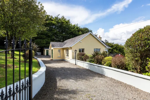 Photo of Hillside, Tinnacarrick, Newbawn, Co. Wexford, Y35P894