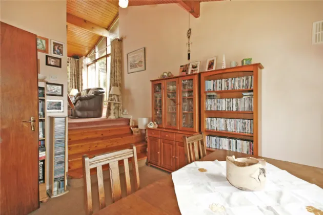 Photo of 19 Tullyvarraga Hill, Shannon, Co Clare, V14 D291