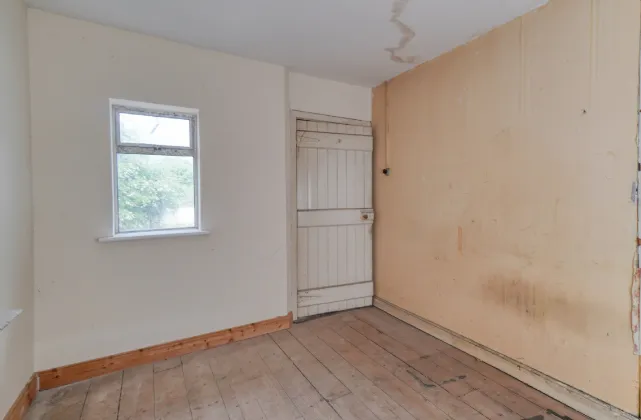 Photo of 37 Saint John's Square, Portlaoise, Laois, R32T1HW