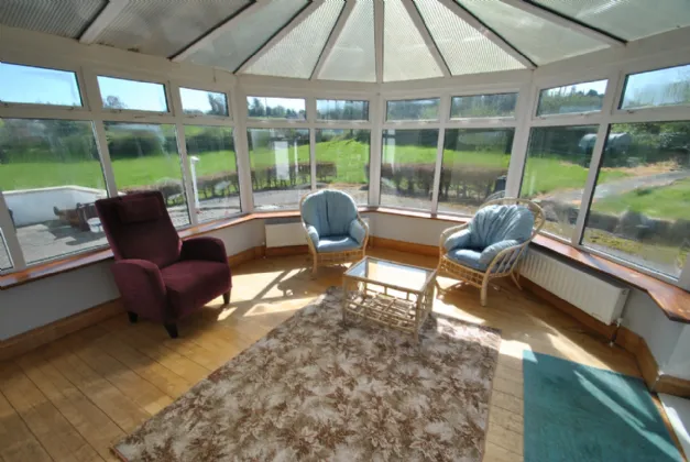 Photo of New Road, Roscrea, Co. Tipperary, E53 NX27