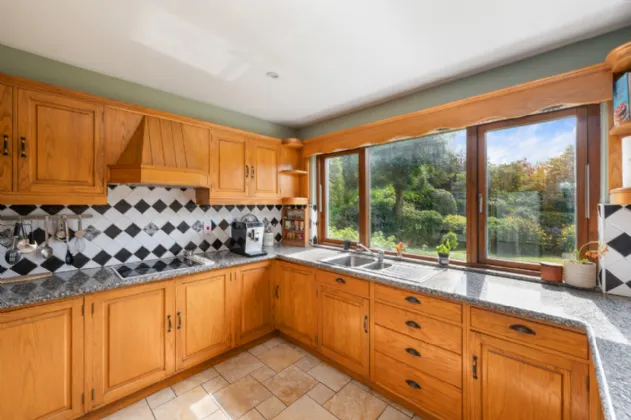 Photo of 2 Castletroy Heights, Golf Links Road, Castletroy, Limerick, V94 P3YD