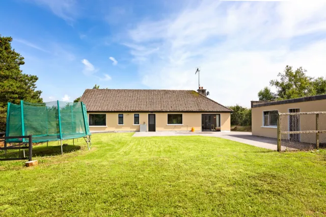 Photo of Pine Lodge, Ballinfull, Co. Sligo, F91W296