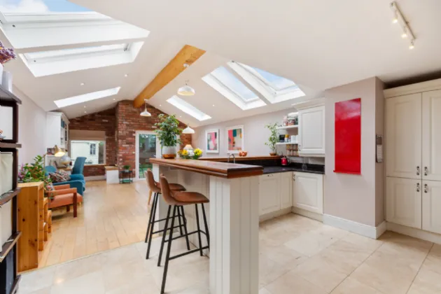 Photo of 19 Iveleary Road, Whitehall, Dublin 9, D09 RH74