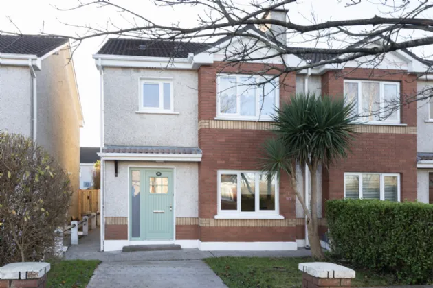 Photo of 19 Millbrook Lawn, Midleton, Co. Cork, P25 FH24