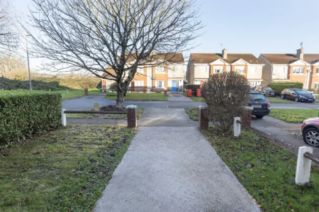 Photo of 19 Millbrook Lawn, Midleton, Co. Cork, P25 FH24