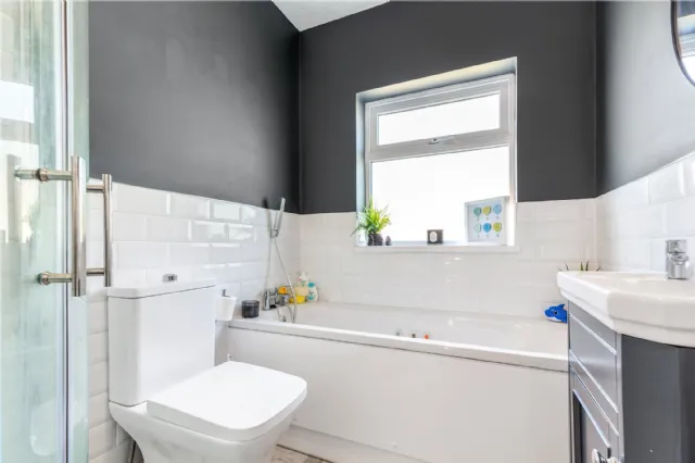 Photo of 78 Mountain View, Crinken Glen, Shankill, Dublin 18, D18 C9E8