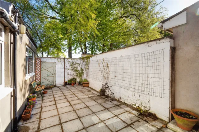 Photo of 9 St Ignatius Road, Phibsborough, Dublin 7, D07 DY27