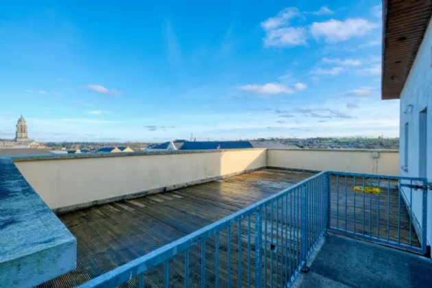 Photo of 27 Weavers Hall, Market Square, Longford, N39 V584