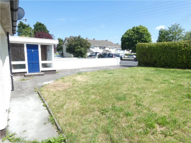 Photo of 37 Woodlawn Grove, Cork Road, Waterford, X91 A49K