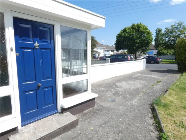 Photo of 37 Woodlawn Grove, Cork Road, Waterford, X91 A49K