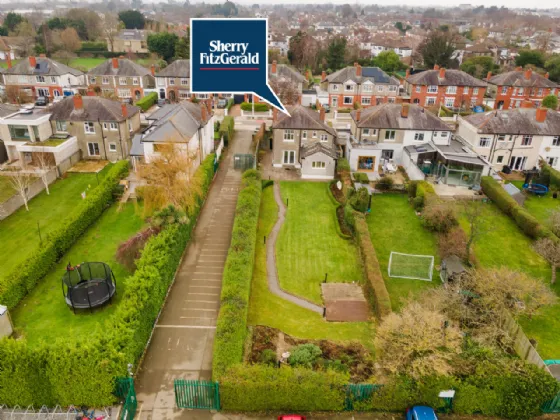 Photo of 24 Seafield Avenue, Clontarf, Dublin 3, D03 YC66