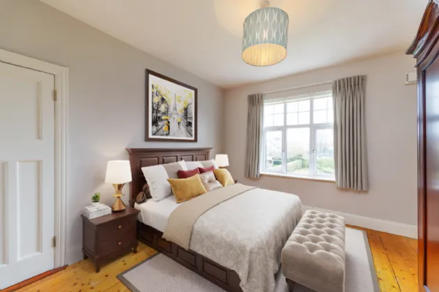 Photo of 24 Seafield Avenue, Clontarf, Dublin 3, D03 YC66