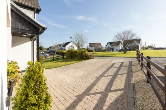 Photo of 15 Stoneleigh, Ballymore, Co. Westmeath., N91HY06