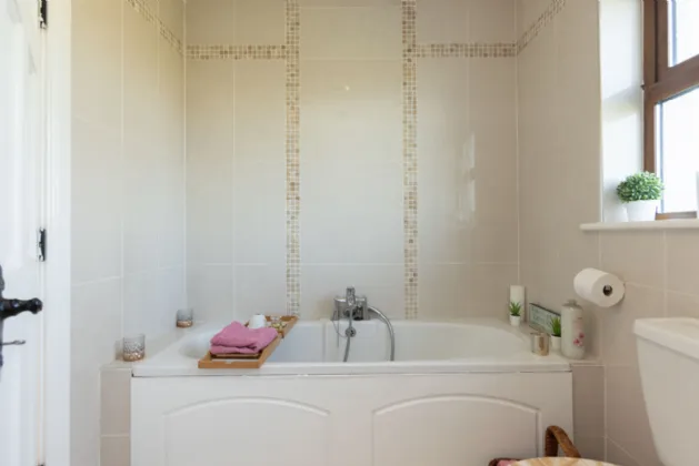 Photo of 15 Stoneleigh, Ballymore, Co. Westmeath., N91HY06