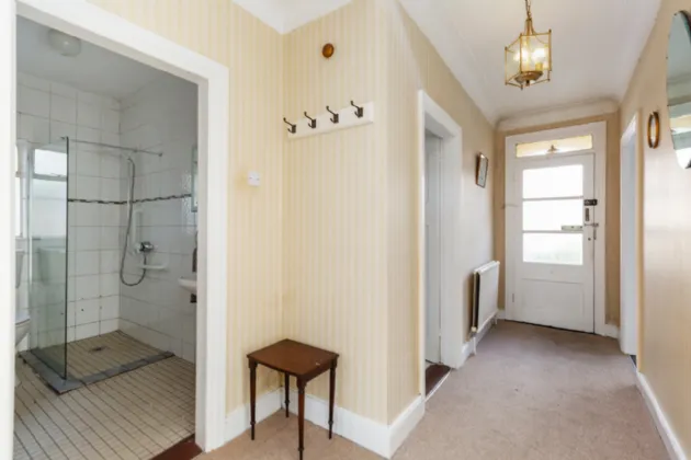 Photo of 33 Whitebarn Road, Churchtown, Dublin 14, D14 C659