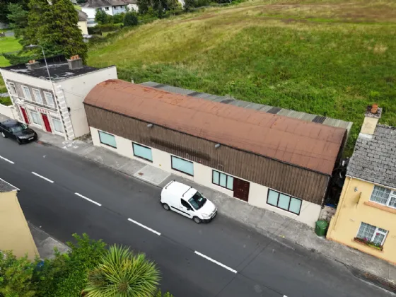 Photo of O'Haras Carpets, Park Road, Swinford, Co Mayo, F12N725