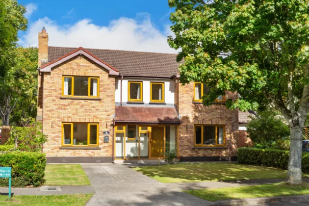 Photo of 38 Marlfield, Cabinteely, Dublin 18, D18K7W2