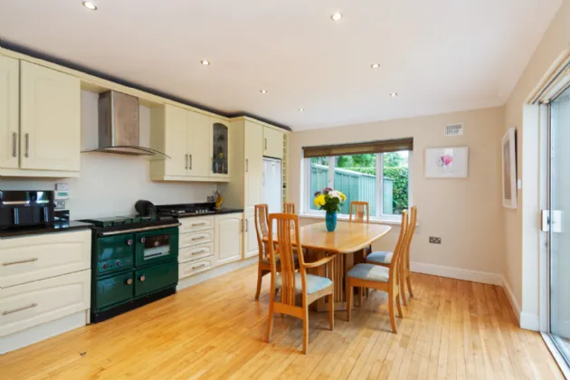 Photo of 38 Marlfield, Cabinteely, Dublin 18, D18K7W2