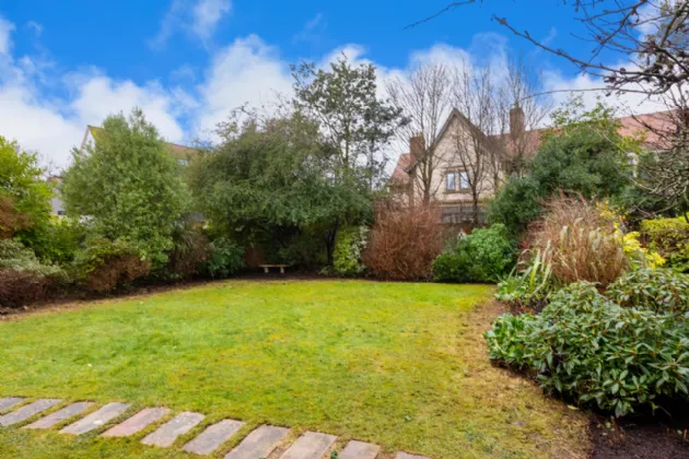 Photo of Hadleigh, 137 Stillorgan Road, Donnybrook, Dublin 4, D04 N6C9