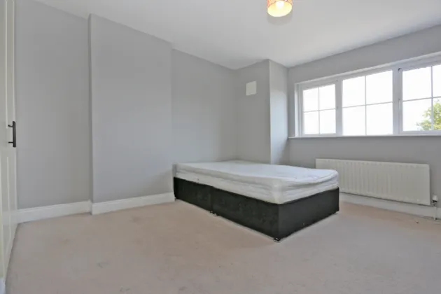 Photo of 38 Lios Anama, Sixmilebridge, Co. Clare, V95W935