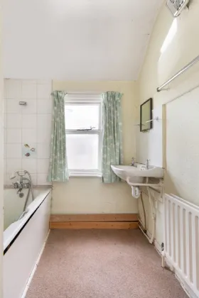 Photo of 9 Brendan Road, Donnybrook, Dublin 4, D04 E2V1