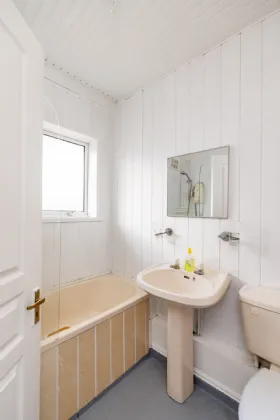 Photo of 102 Saint David's, Artane, Dublin 5, D05 N2N2