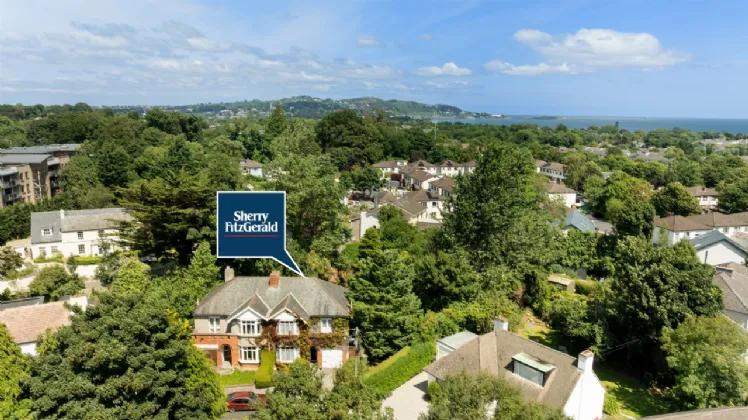 Photo of 6 Aubrey Park, Shankill, Dublin 18, D18 T2V3