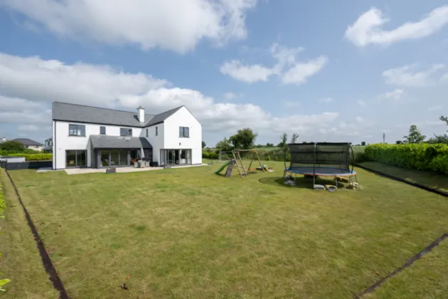 Photo of 11 Earls Well, Waterfall, Co Cork, T12T6DF