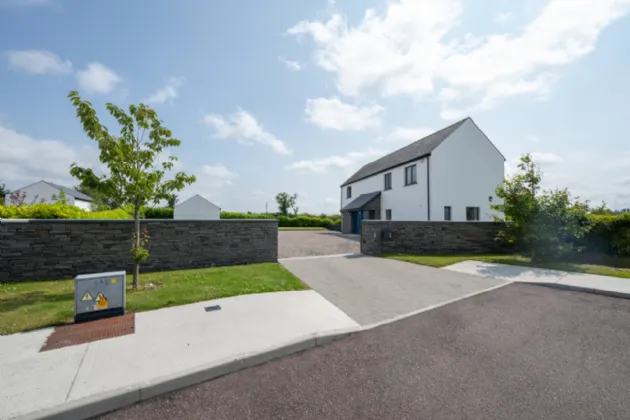 Photo of 11 Earls Well, Waterfall, Co Cork, T12T6DF