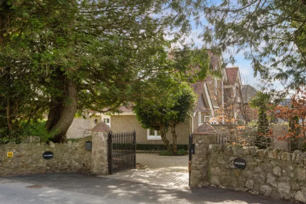 Photo of Coolgreen, Brennanstown Road, Dublin 18, D18C5K3