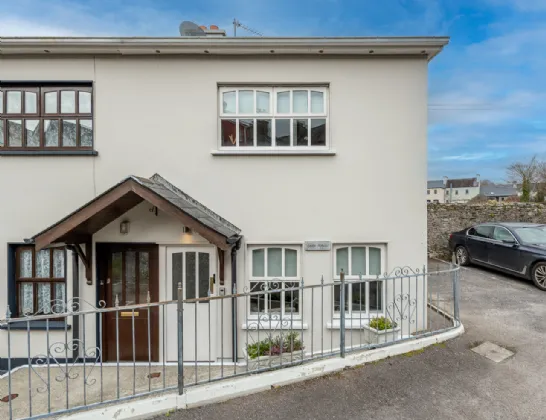 Photo of Eden Mews, 4 Henry Court, Kenmare, Co Kerry, V93 WP03