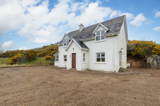 Photo of Birdie Cottage, Ballyvaldon, Blackwater, Enniscorthy, Co. Wexford, Y21 XD89