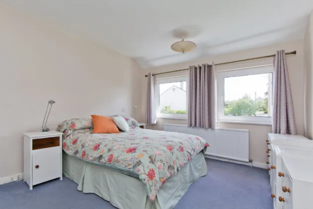 Photo of 7 Sweetmount Park, Dundrum, Dublin 14, D14 X379