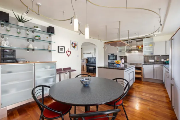 Photo of 12 Seafield, Shankill, Dublin 18, D18 Y277