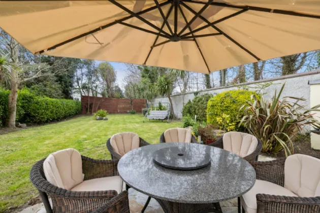 Photo of 12 Seafield, Shankill, Dublin 18, D18 Y277