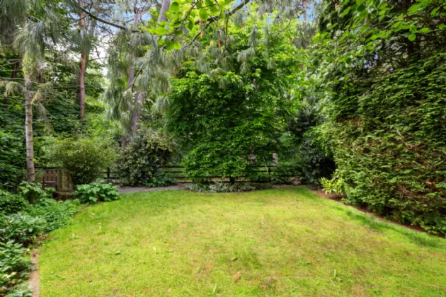 Photo of 27 St Kevin's Park, Dartry, Dublin 6, D06P2H2