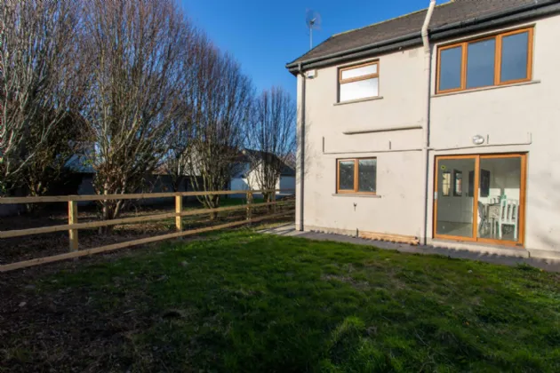 Photo of 2 Tochar View, Causeway, Co. Kerry, V92 N2T3