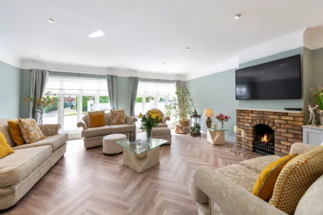 Photo of 4 Kerrymount Close, Foxrock, Dublin 18, D18 W8F5