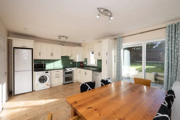 Photo of 12 Oak Avenue, Classes Lake, Ovens, Co. Cork, P31K281