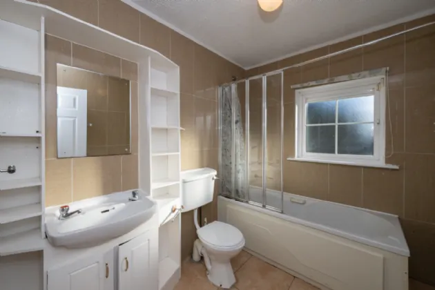 Photo of 12 Oak Avenue, Classes Lake, Ovens, Co. Cork, P31K281